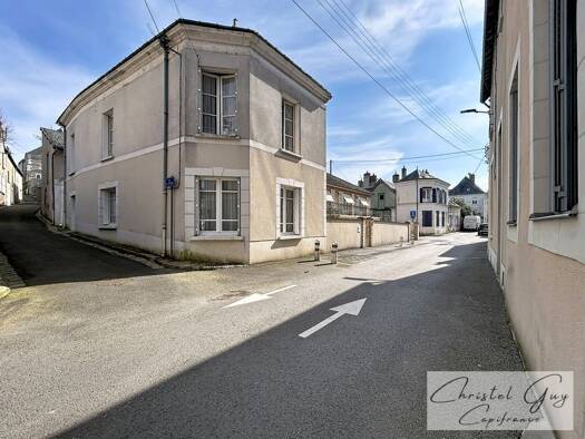 Maison à vendre - neuf 79 900 € 5 pièces 3 chambres 124 m² 183 m² de terrain Sud Est-Nord Ouest Château-du-Loir 72500