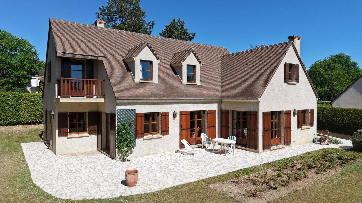 Maison 7 pièces 183 m² · à Mousseaux-sur-Seine · 183 m² · 463 000 €