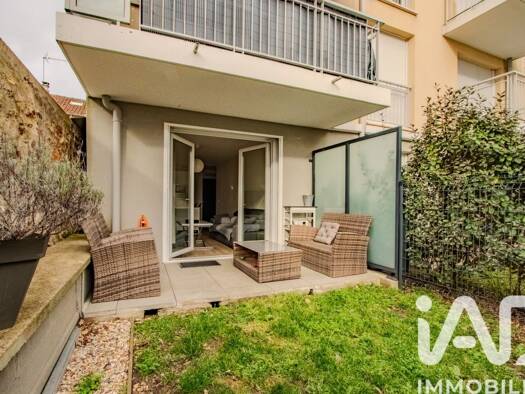 Appartement à vendre 209 000 € 3 pièces 2 chambres 59 m² RDC/4 Centre Ouest Trappes 78190