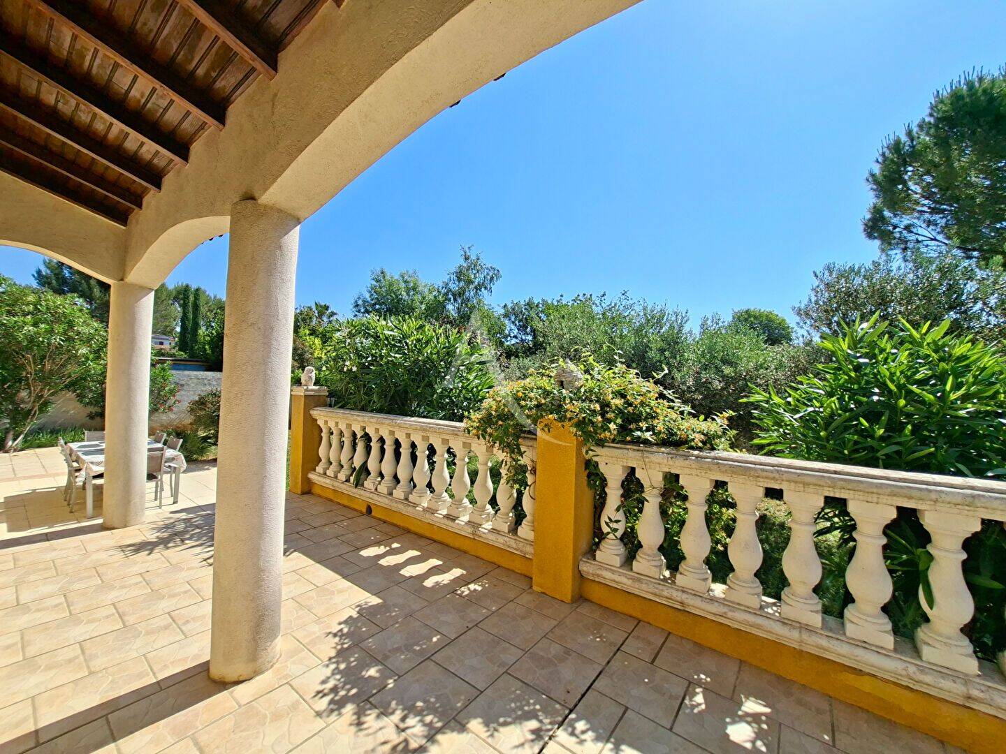 Maison 5 pièces 151 m² · à Poulx · 151,1 m² · 549 000 €