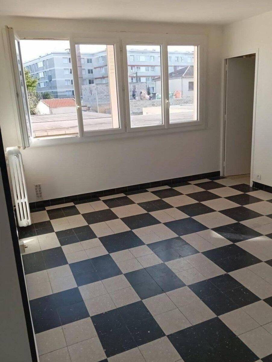 Appartement 3 pièces 57 m² · à Avignon · 57 m² · 690 €
