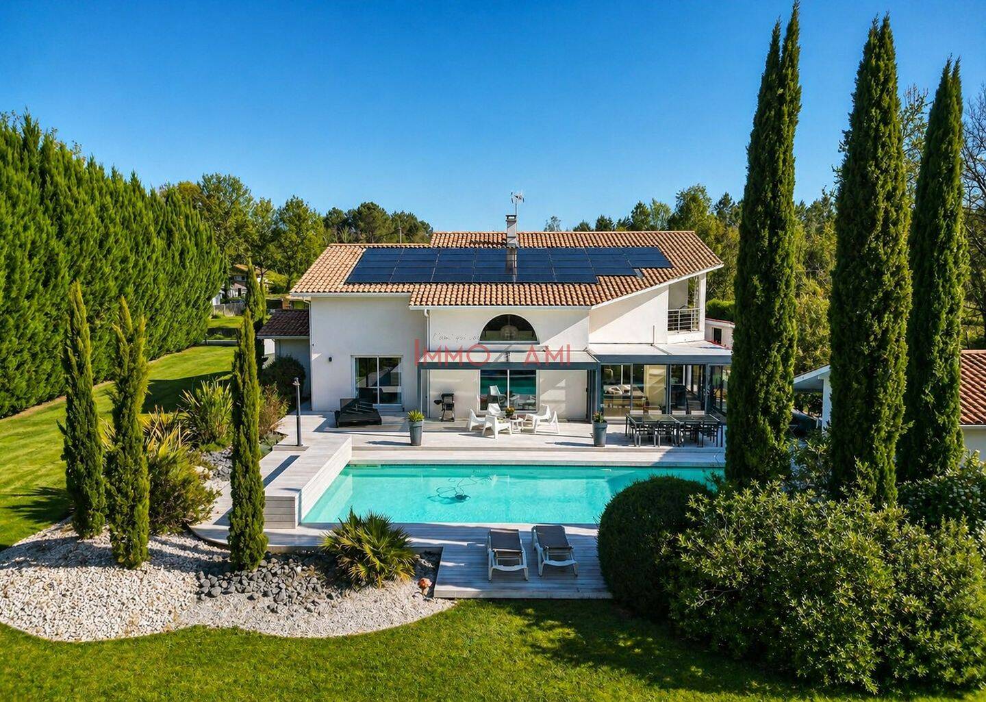 Maison 7 pièces 315 m² · à Le Barp · 315 m² · 795 000 €