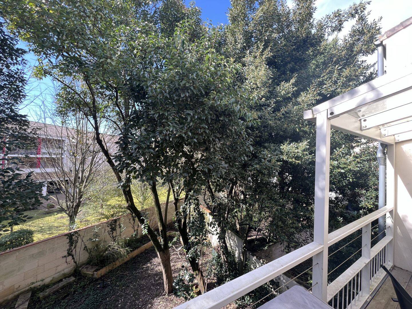 Appartement 6 pièces 102 m² · à Bordeaux · 102 m² · 1 897 €