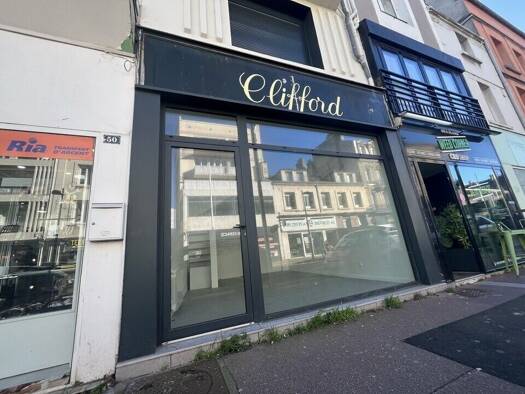 Local commercial à louer 990 € 30 m² de surface de vente Anatole France-Danton Le Havre 76600