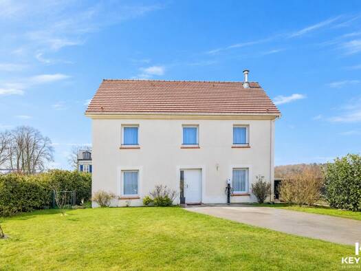 Maison à vendre 299 000 € 7 pièces 4 chambres 115 m² 760 m² de terrain Noailles 60430