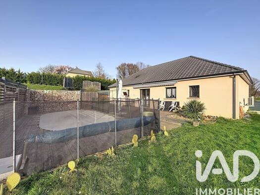 Maison à vendre 237 000 € 4 pièces 3 chambres 98 m² 1 320 m² de terrain Saint-Clément 19700