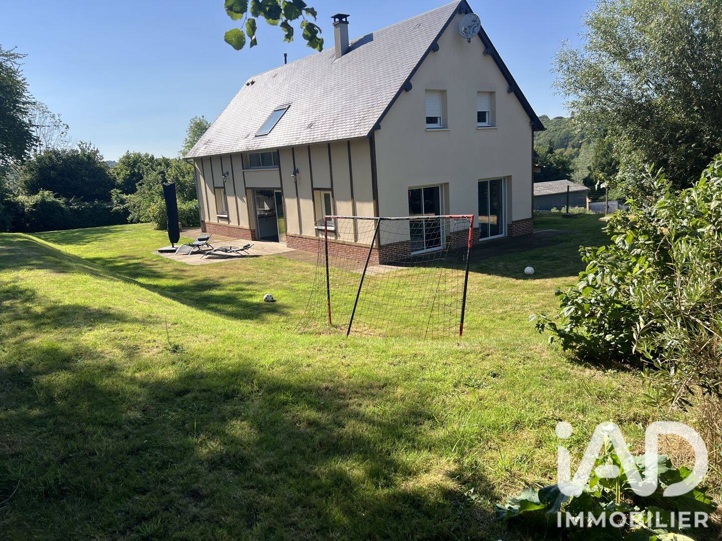 Maison 6 pièces 145 m² · à Ablon · 145 m² · 380 000 €