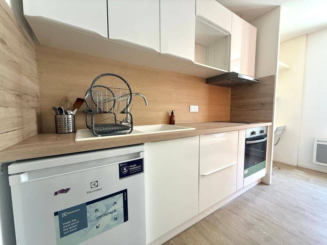 Appartement 1 pièce 15 m² · à Bordeaux · 15,1 m² · 400 €/mois