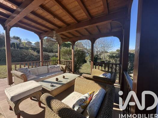 Maison à vendre 337 000 € 5 pièces 4 chambres 115 m² 1 284 m² de terrain Beauvoisin 30640