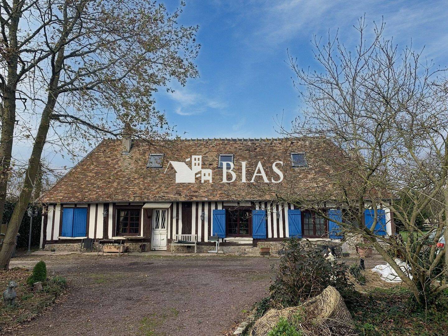 Maison 3 pièces 104 m² · à Mesnil-en-Ouche · 104 m² · 567 000 €