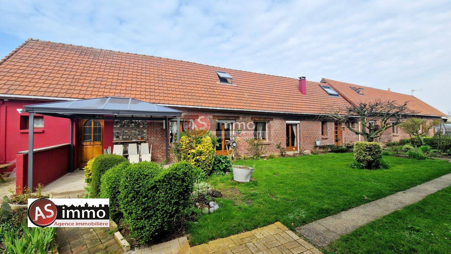 Maison 5 pièces 164 m² · à Petit-Caux · 164 m² · 262 000 €