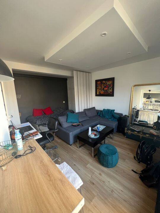 Appartement 1 pièce 25 m² · à Suresnes · 25 m² · 905 €/mois