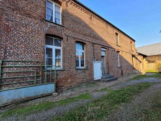 Maison à vendre 131 250 € 7 pièces 4 chambres 165 m² 1 290 m² de terrain Pommera 62760