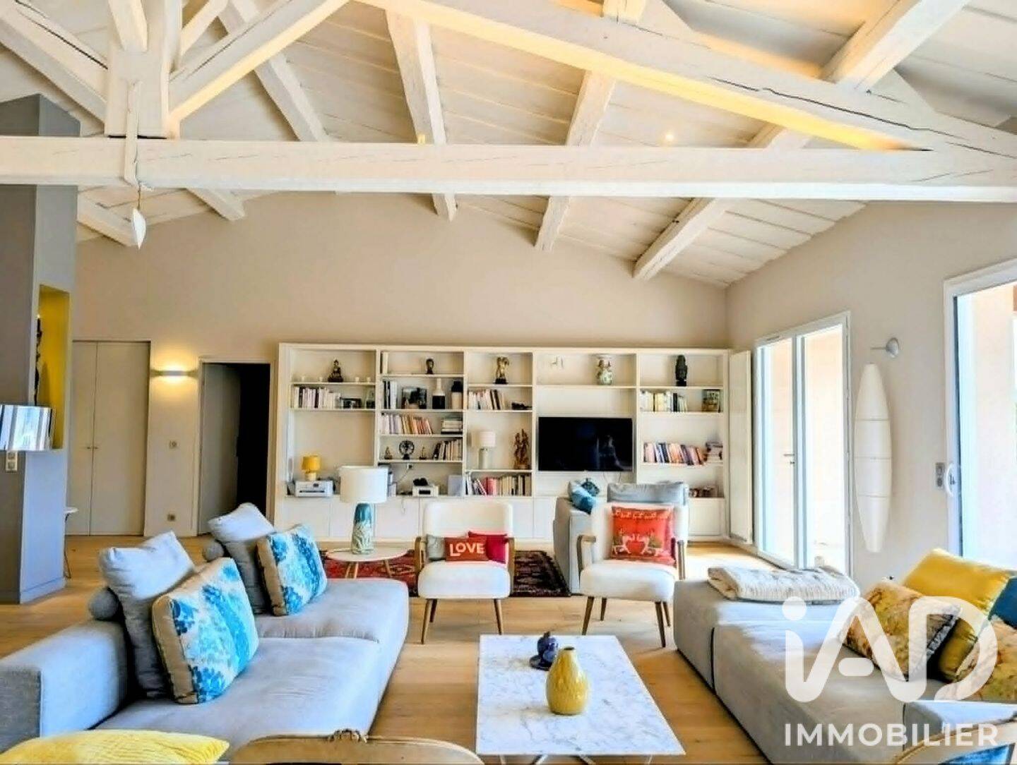 Maison 8 pièces 280 m² · à Pierrefeu-du-Var · 280 m² · 890 000 €