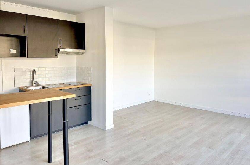 Appartement 1 pièce 34 m² · à Chatou · 34 m² · 800 €