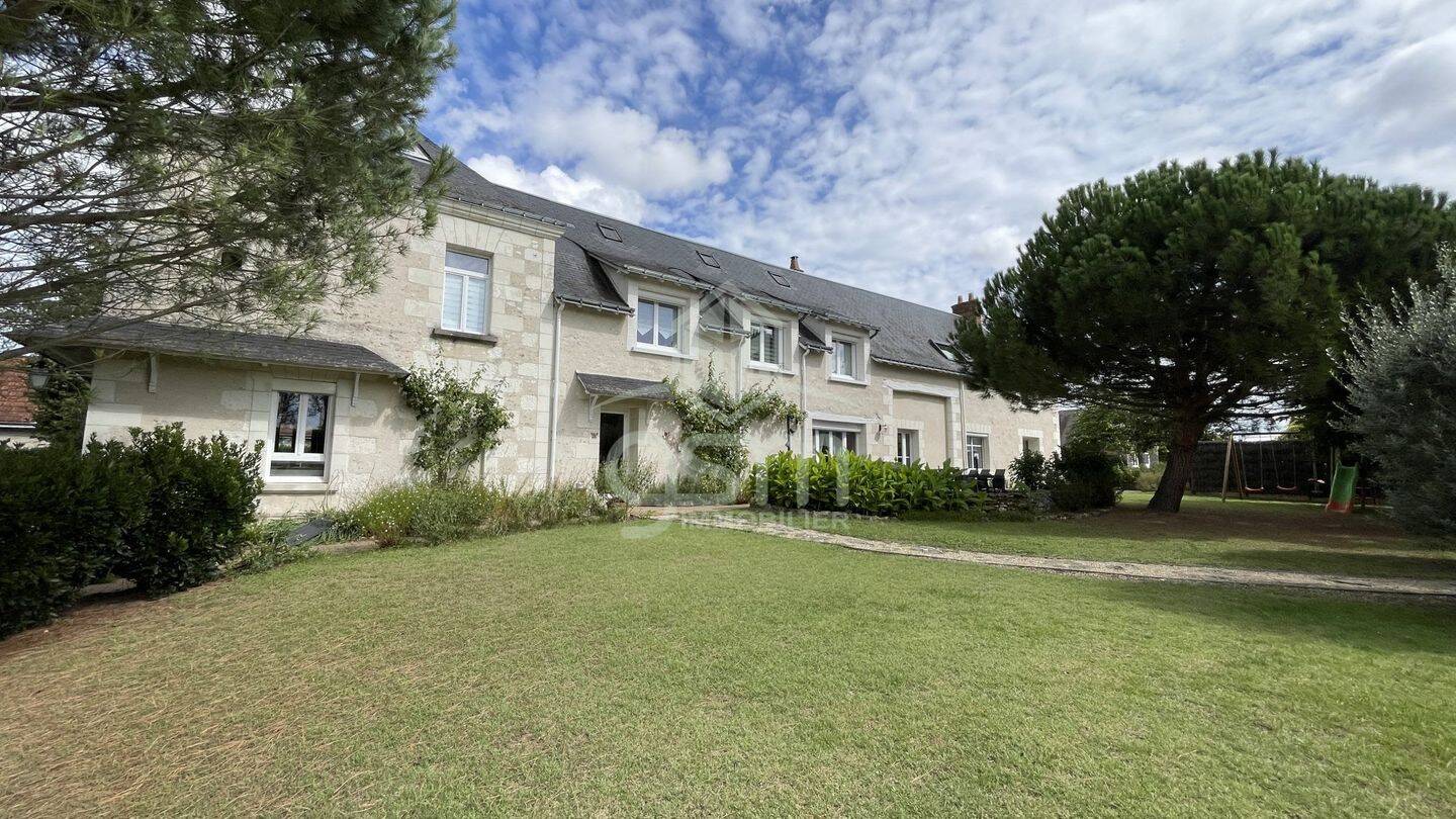 Maison 8 pièces 272 m² · à Montbazon · 272 m² · 469 000 €