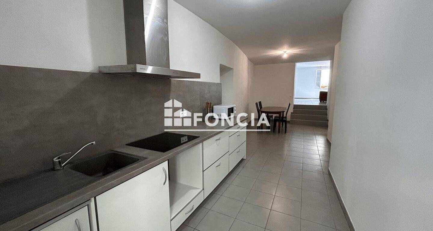 Appartement 2 pièces 57 m² · à Bagnols-sur-Cèze · 56,7 m² · 575 €