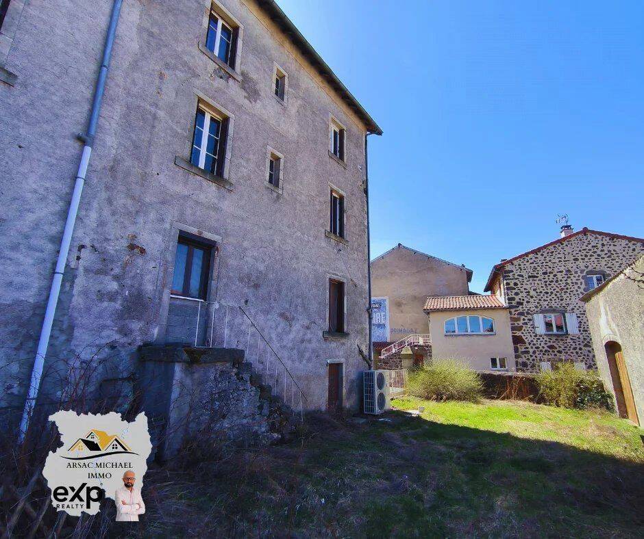 Maison 15 pièces 714 m² · à Landos · 714 m² · 100 000 €