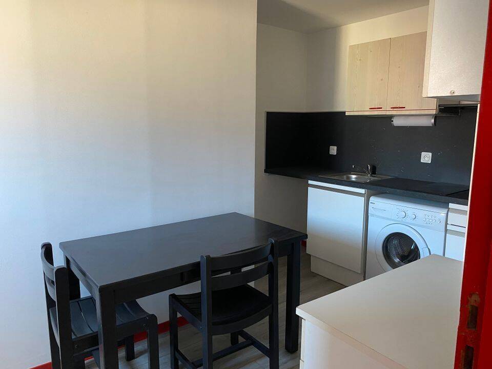 Appartement 1 pièce 28 m² · à Le Creusot · 28 m² · 553 €/mois