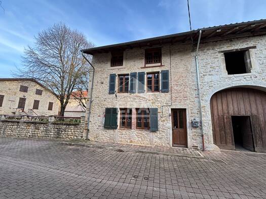 Maison à vendre 289 000 € 6 pièces 4 chambres 162 m² 282 m² de terrain Meillonnas 01370