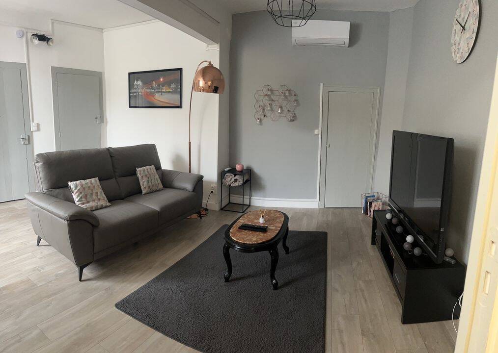 Maison 2 pièces 80 m² · à Villemoustaussou · 80 m² · 690 €/mois