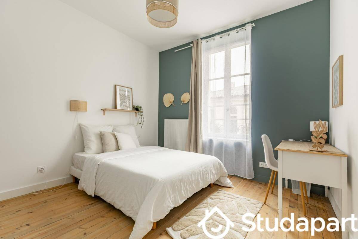 1 pièce 16 m² · à Bordeaux · 16 m² · 709 €