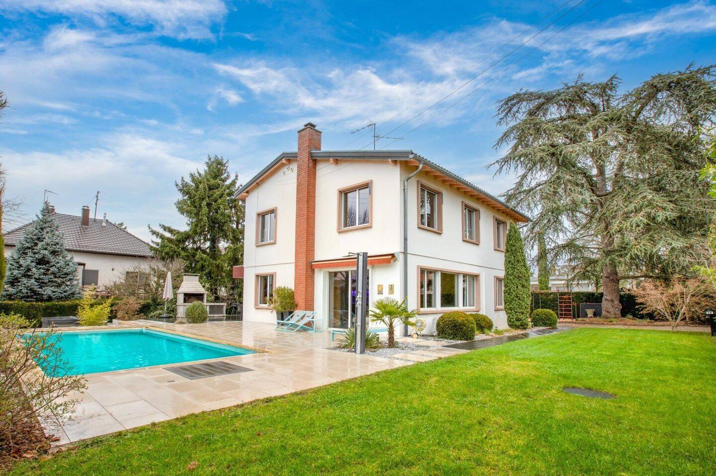 Maison 7 pièces 220 m² · à Saint-Louis · 220 m² · 1 190 000 €