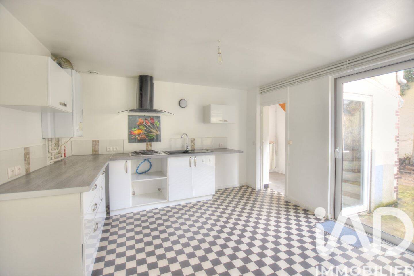 Maison 3 pièces 90 m² · à Pont-sur-Yonne · 90 m² · 110 000 €
