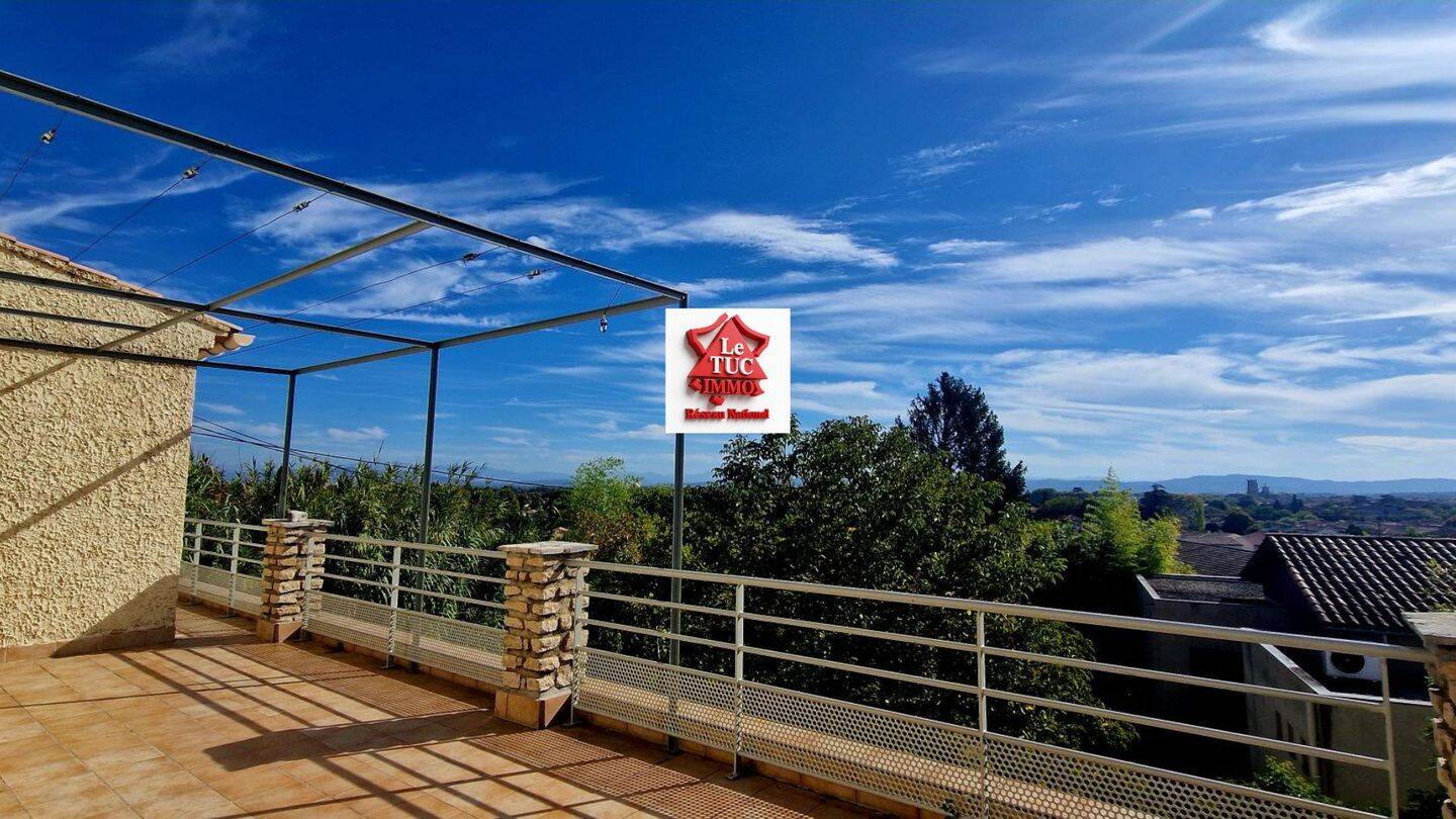 Maison 6 pièces 149 m² · à Pont-Saint-Esprit · 149 m² · 265 000 €