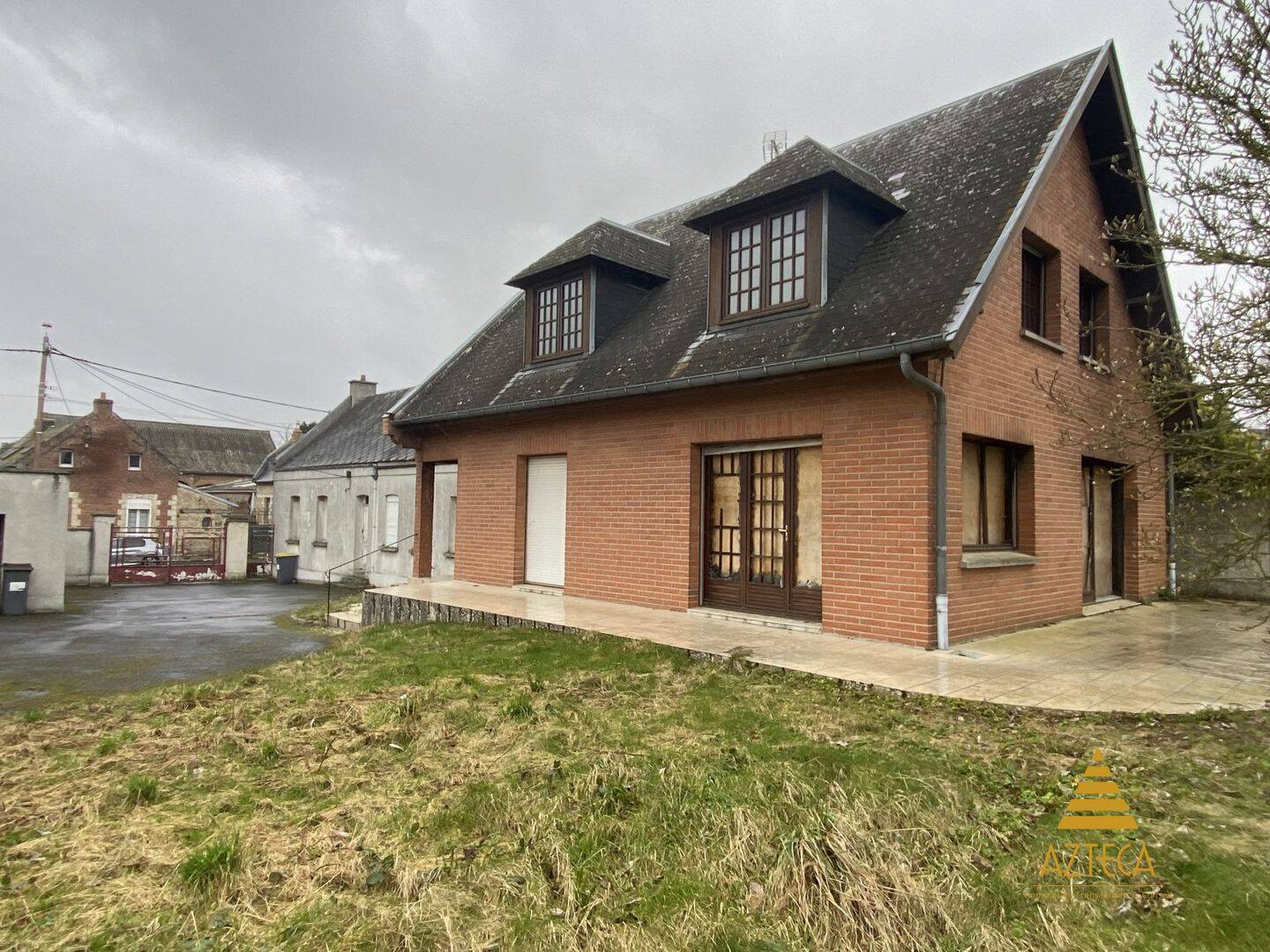 Maison 8 pièces 190 m² · à Fontaine-au-Pire · 190 m² · 130 000 €