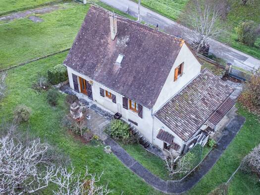 Maison à vendre 157 500 € 4 pièces 3 chambres 110 m² 742 m² de terrain Beaumontois en Périgord 24440