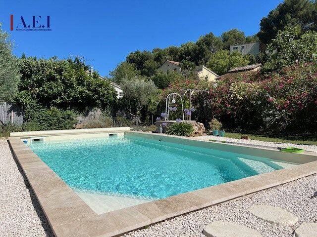 Maison 5 pièces 124 m² · à La Seyne-sur-Mer · 124 m² · 612 000 €