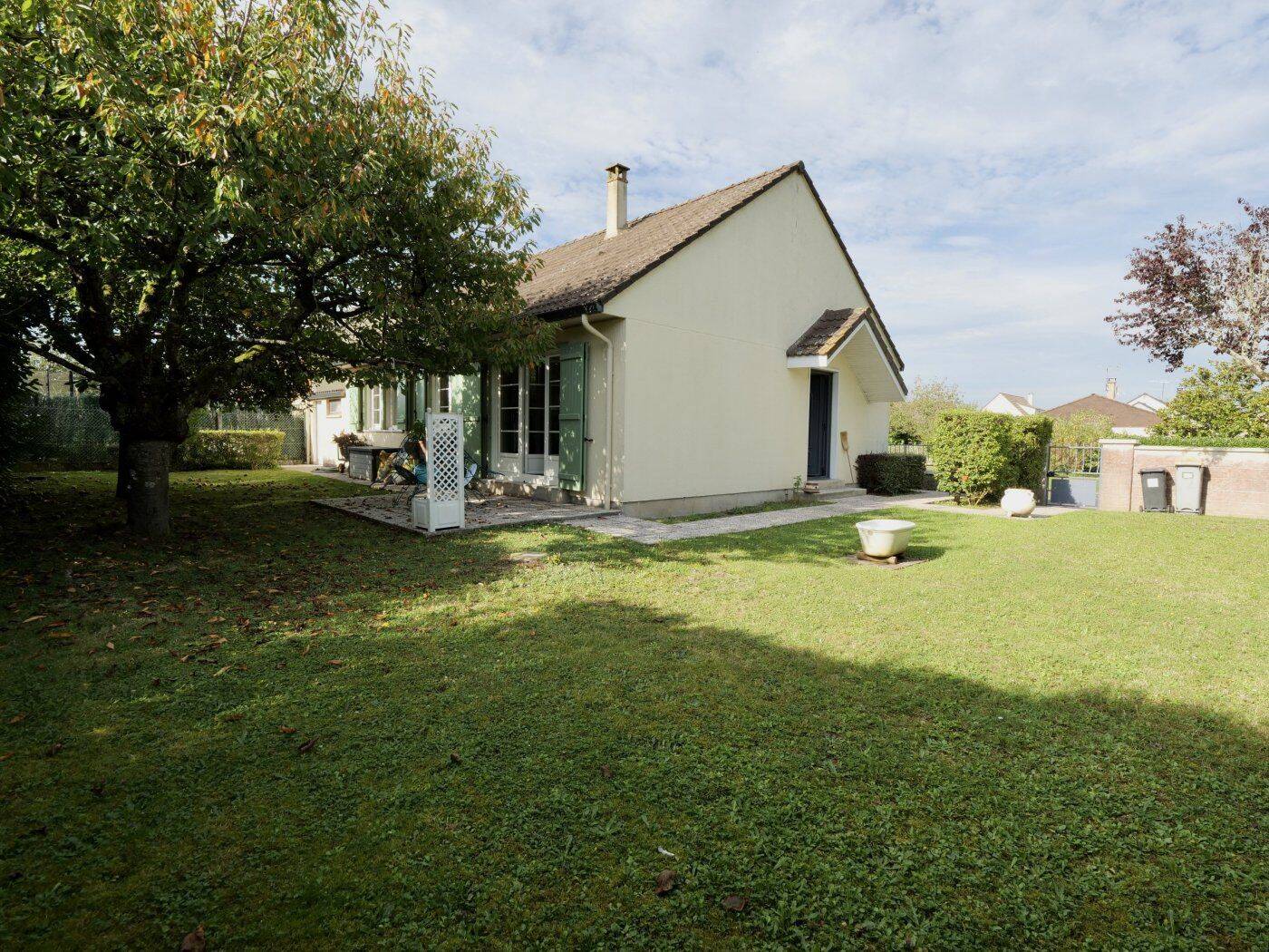 Maison 5 pièces 85 m² · à Le Châtelet-en-Brie · 85 m² · 290 000 €