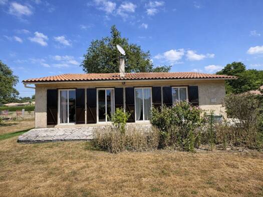 Maison de plain-pied à vendre 267 500 € 4 pièces 3 chambres 92 m² 1 010 m² de terrain Pontenx-les-Forges 40200