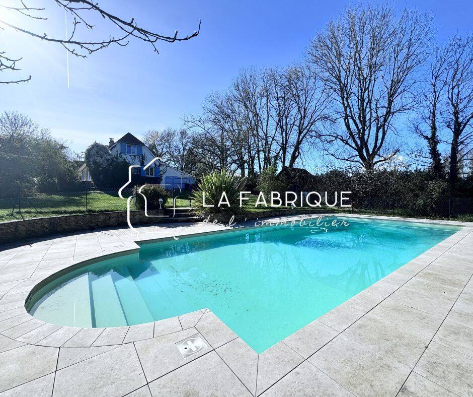 Maison 6 pièces 150 m² · à Serres-Castet · 149,8 m² · 399 000 €