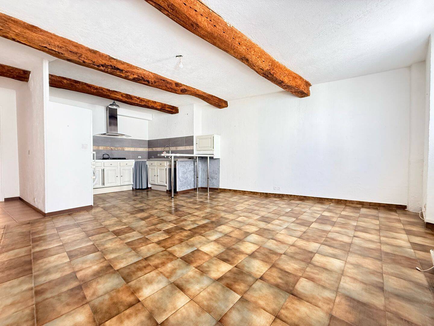 Appartement 3 pièces 68 m² · à Cuers · 67,6 m² · 907 €/mois