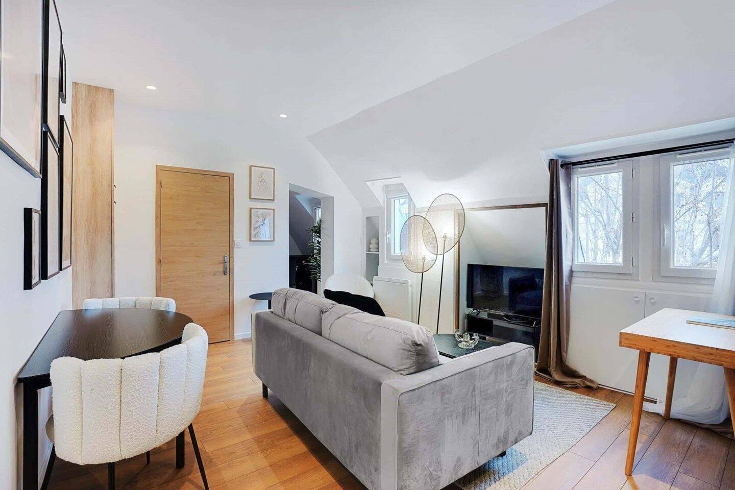 Appartement 1 pièce 40 m² · à Paris 7ème Arrondissement · 40 m² · 3 909 €/mois