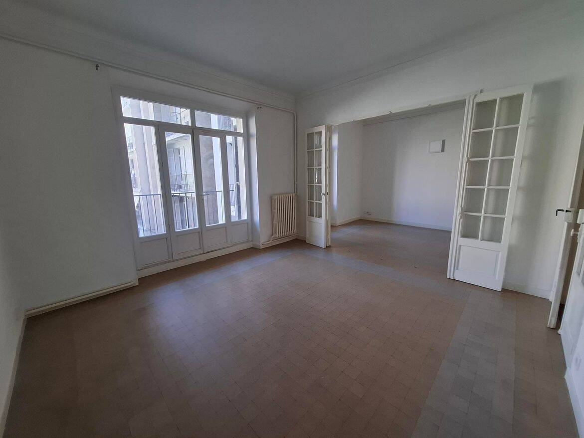 Appartement 4 pièces 114 m² · à Marseille 7ème Arrondissement · 113,6 m² · 1 240 €