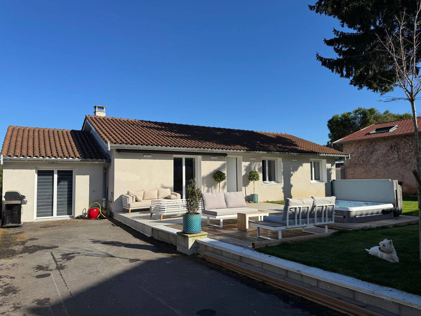 Maison 5 pièces 120 m² · à Montanay · 120 m² · 497 000 €