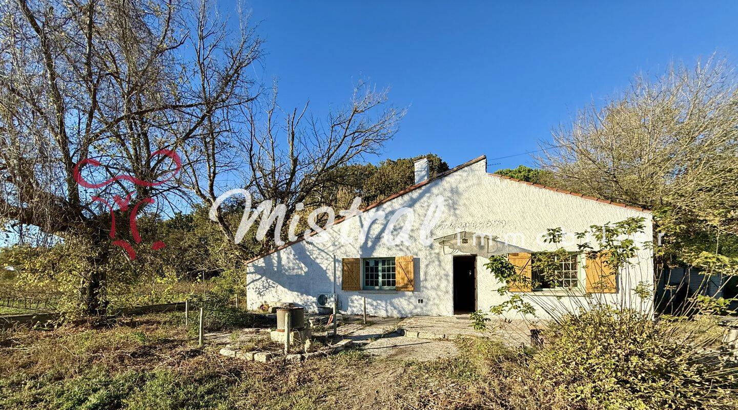 Maison 4 pièces 110 m² · à Saint-Laurent-d'Aigouze · 109,6 m² · 325 000 €