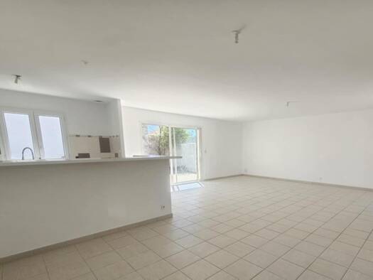 Maison de plain-pied à vendre 295 000 € 4 pièces 3 chambres 117 m² 501 m² de terrain Saint-Christophe 17220