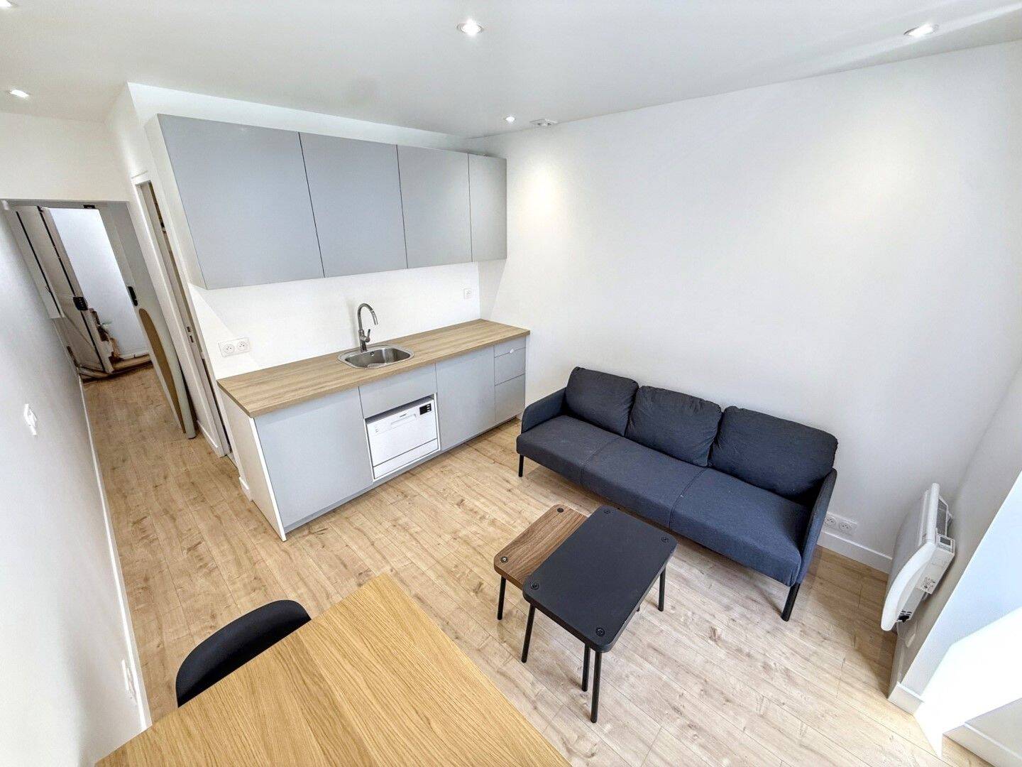 Appartement 2 pièces 25 m² · à Paris 18ème Arrondissement · 25 m² · 1 100 €