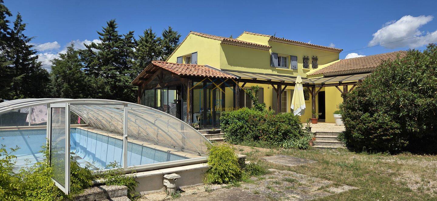 Maison 8 pièces 208 m² · à Saint-André-de-Sangonis · 208 m² · 420 000 €