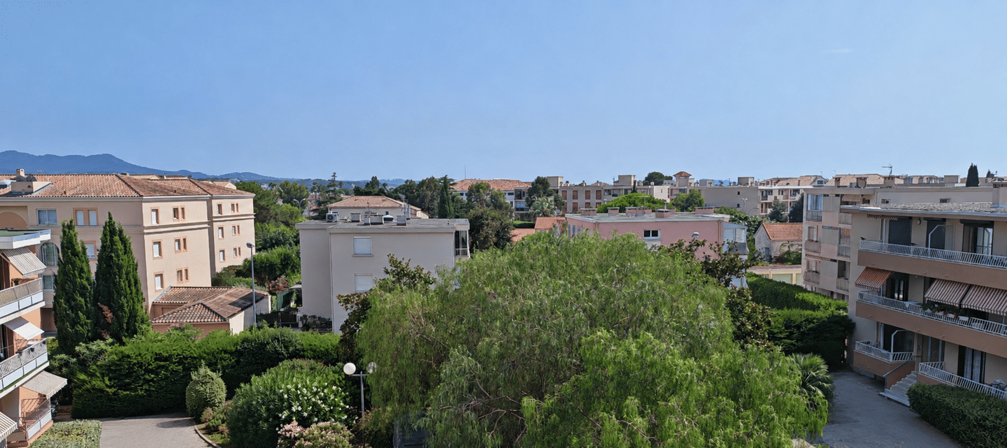 Appartement 3 pièces 60 m² · à Sanary-sur-Mer · 60 m² · 290 000 €