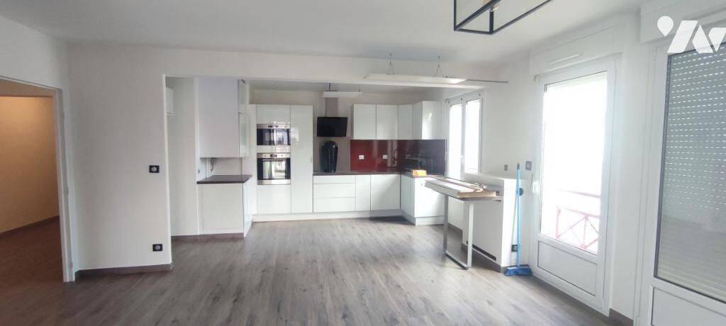 Appartement 3 pièces 79 m² · à Châlons-en-Champagne · 79,4 m² · 868 €