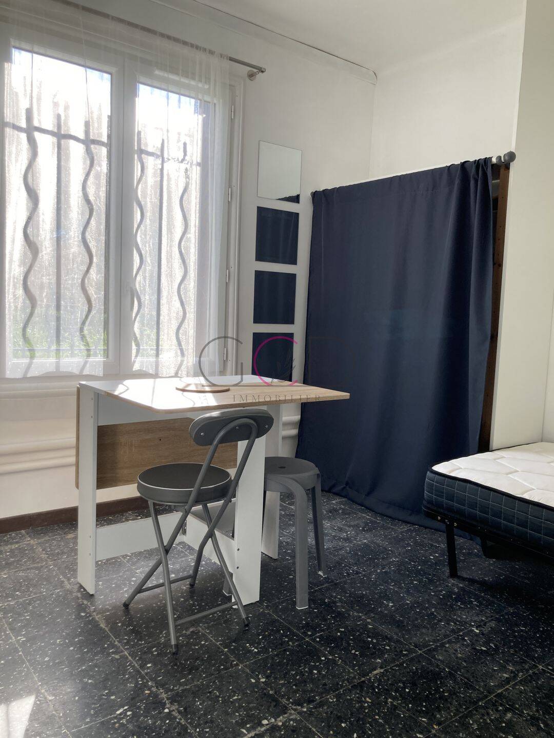 Appartement 1 pièce 11 m² · à Aix-en-Provence · 11 m² · 500 €