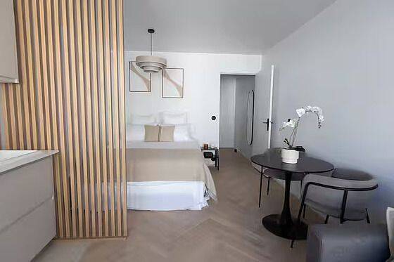 Appartement 1 pièce 28 m² · à Paris 17ème Arrondissement · 28 m² · 1 800 €/mois