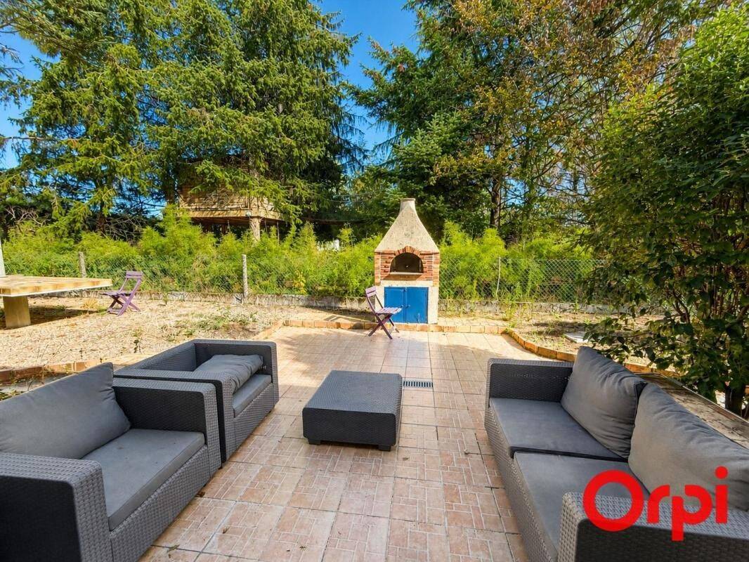 Maison 4 pièces 85 m² · à Saint-Amand-Montrond · 85 m² · 159 500 €