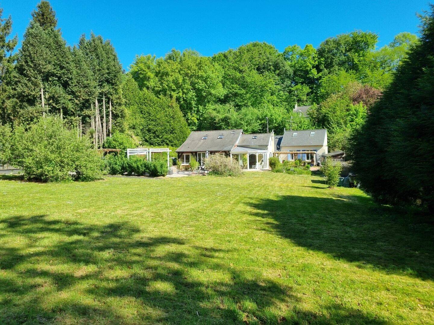 Maison 10 pièces 205 m² · à Pierrefonds · 205 m² · 330 000 €