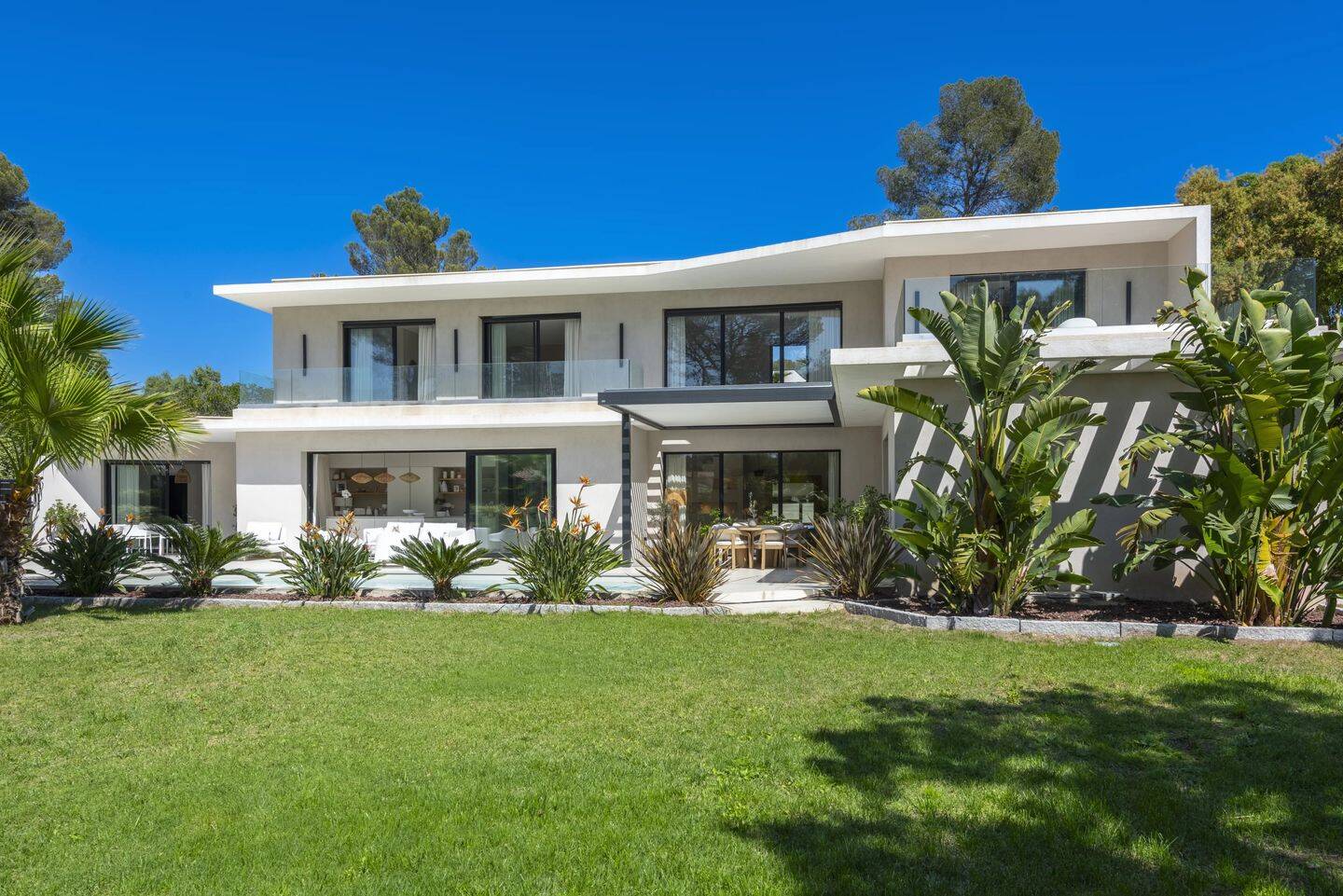 Maison 7 pièces 230 m² · à Saint-Raphaël · 230 m² · 2 050 000 €